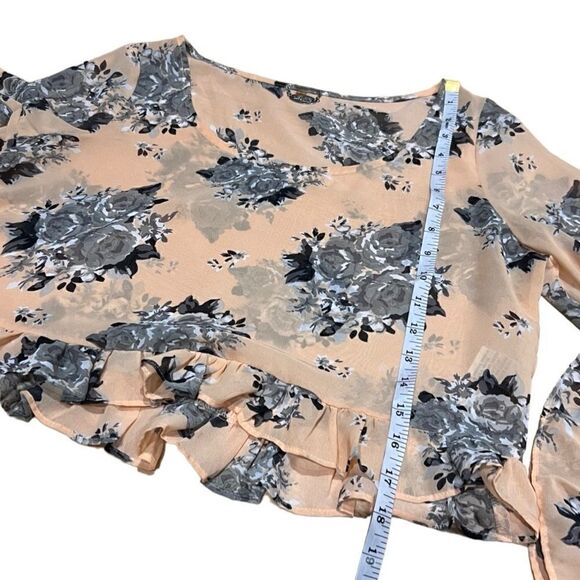 Ali & Kris bell sleeve cropped top sheer floral size medium - Picture 12 of 14